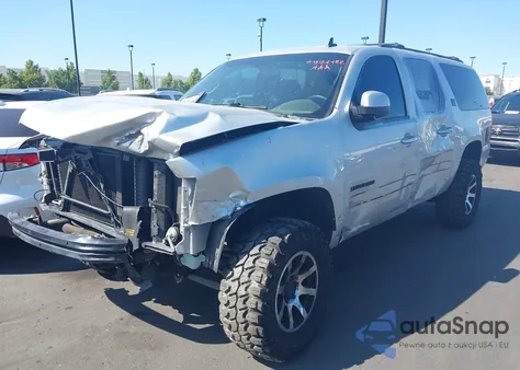 2013 Chevrolet Suburban 1500 Ls z USA, uszkodzony, nr VIN 1GNSCHE02DR279905